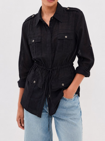 BLUSA NEGRA CON BOLSAS