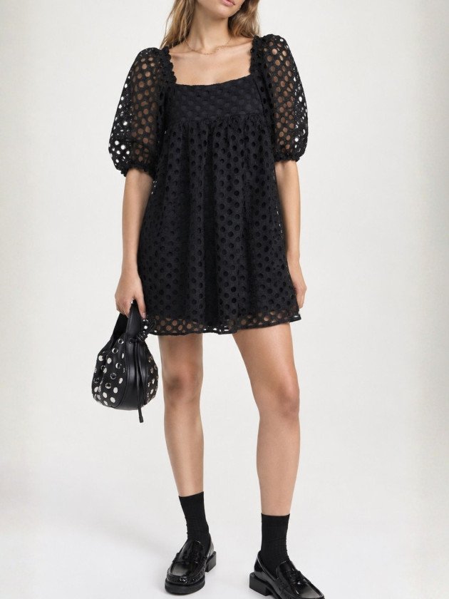 VESTIDO NEGRO KIMCHI BLUE