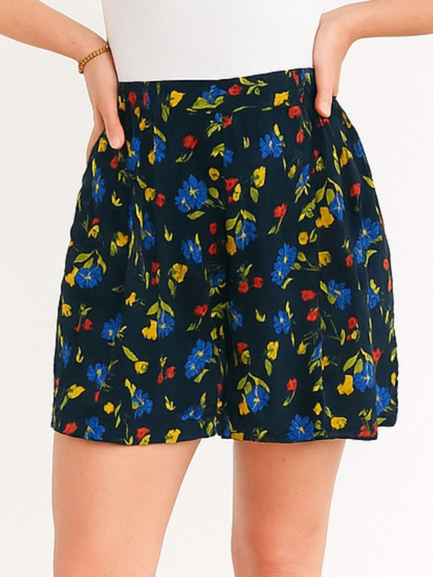 SHORT VINTAGE FLORAL