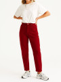 MOM JEANS ROJOS BILL BLASS