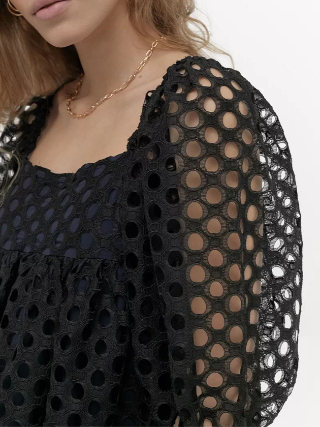 VESTIDO NEGRO KIMCHI BLUE