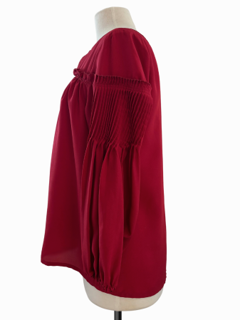 BLUSA ROJA CON LAZO ROSE AND OLIVE