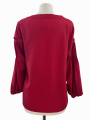 BLUSA ROJA CON LAZO ROSE AND OLIVE