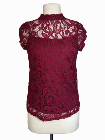 BLUSA CUELLO MAO DE ENCAJE