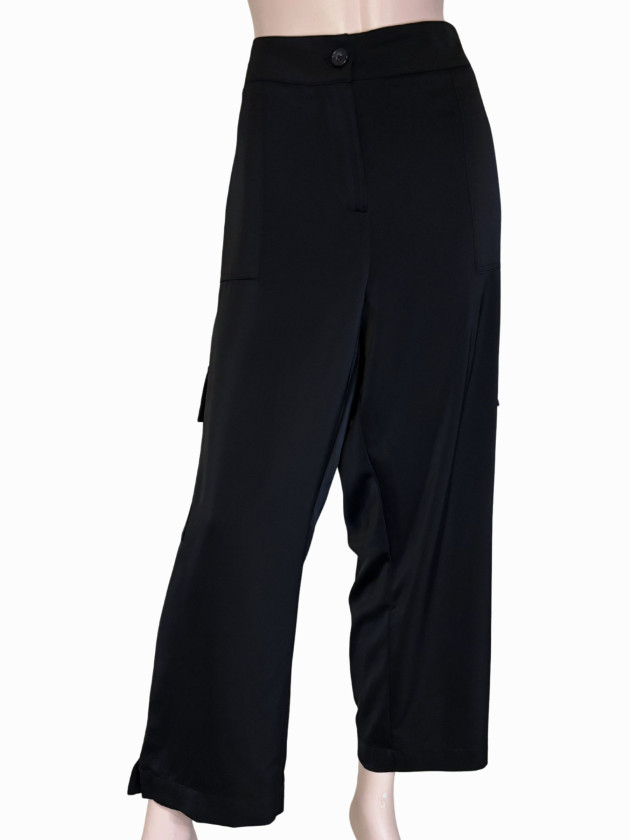 PANTALON CARGO SATINADO NEGRO