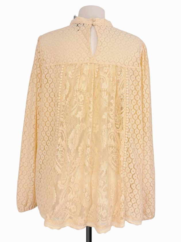 BLUSA ENCAJE CREMA MANGA LARGA