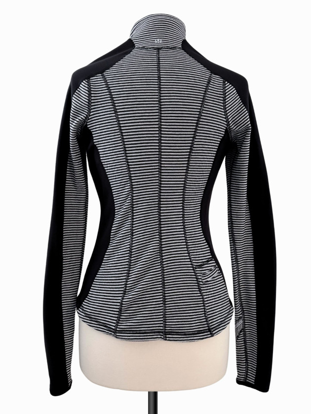 LULULEMON PULLOVER