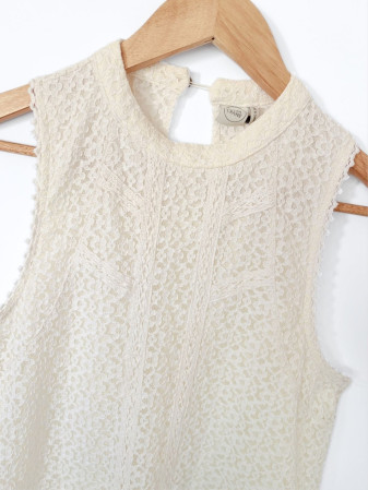 BLUSA ENCAJE CREMA