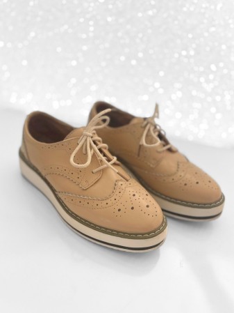 ZAPATOS OXFORD CREMA