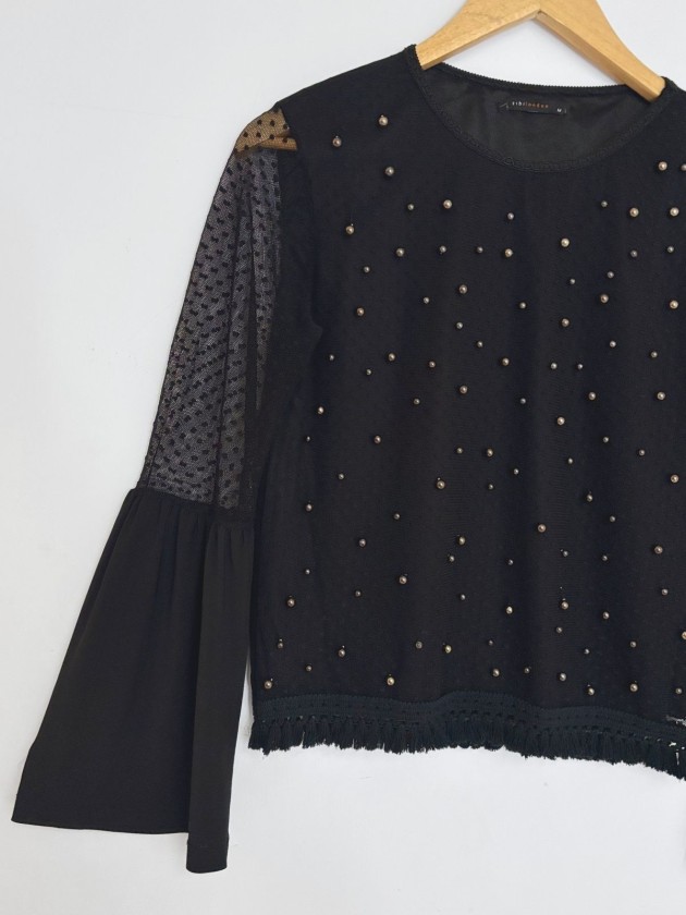 BLUSA STUDS CON MESH