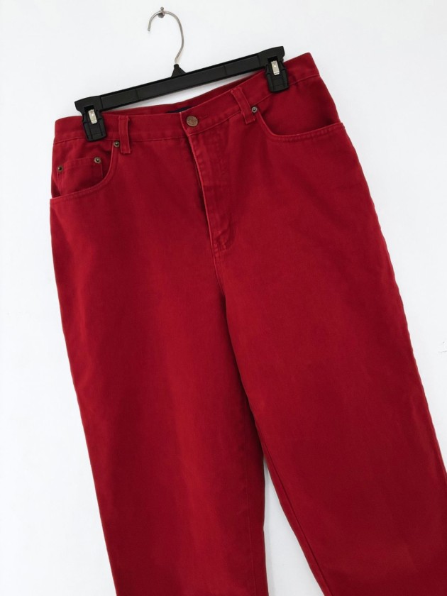 MOM JEANS ROJOS BILL BLASS