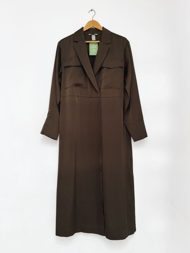 VESTIDO MAXI CARGO H&M SATINADO