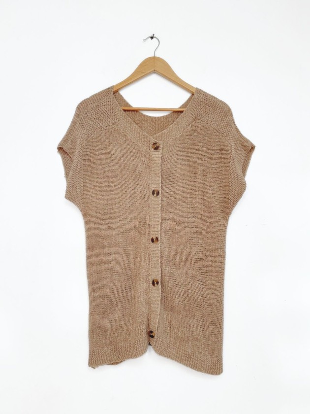 BLUSA TEJIDA CON BOTONES