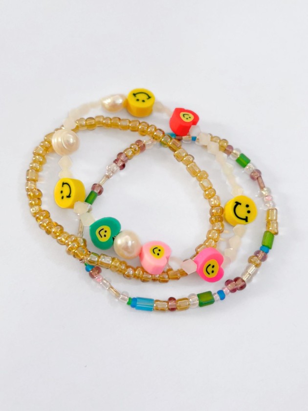 SET DE 3 PULSERAS HAPPY DAYS