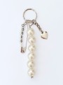 LLAVERO CHARM CORAZON Y PERLAS
