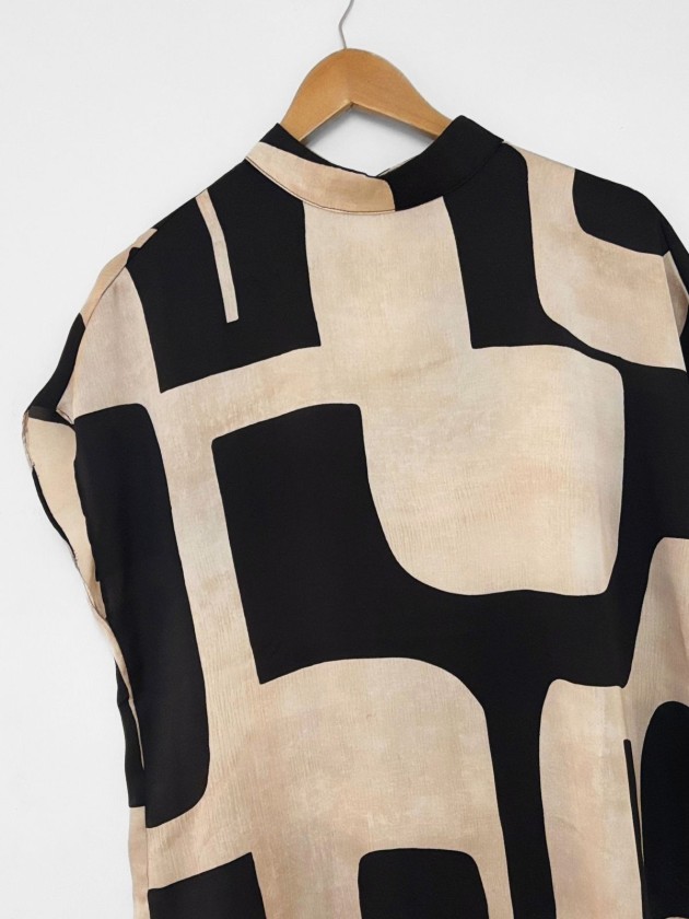 BLUSA MANGO BLANCO Y CREMA