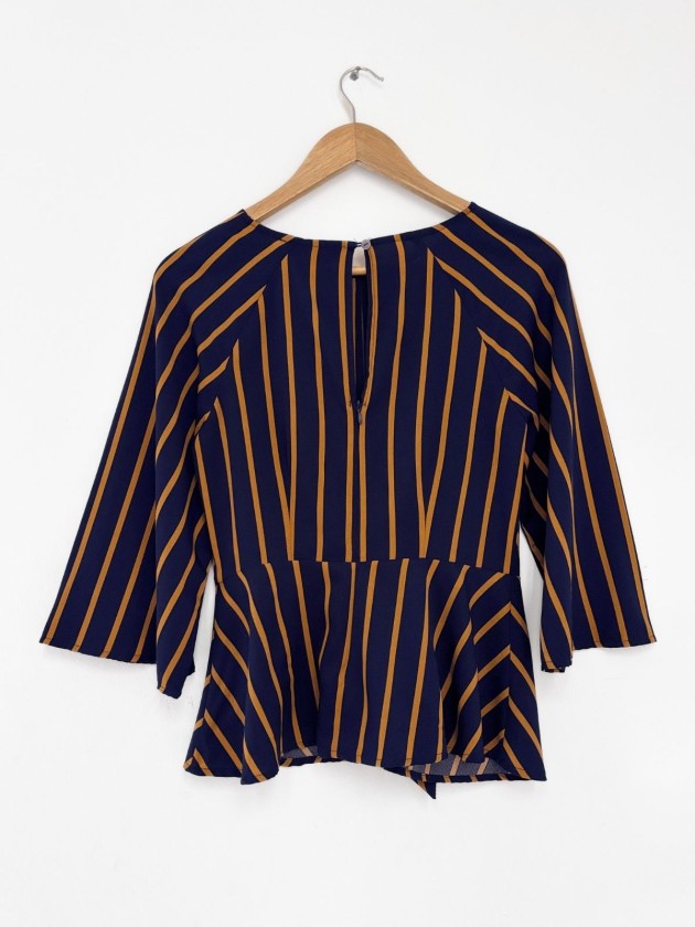 BLUSA STRIPES CON NUDO