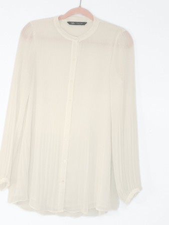 BLUSA ZARA CON PALETONES