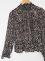 BLUSA FLORAL CON RUFFLES