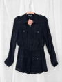 BLUSA NEGRA CON BOLSAS