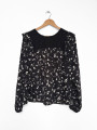 BLUSA FLORAL BLANCO Y NEGRO CON LACE