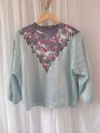 BLUSA PATTERN CUELLO ALTO
