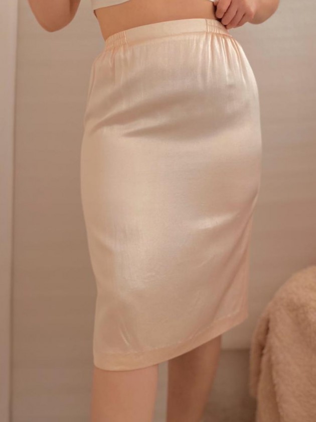 FALDA SATINADA ROSE