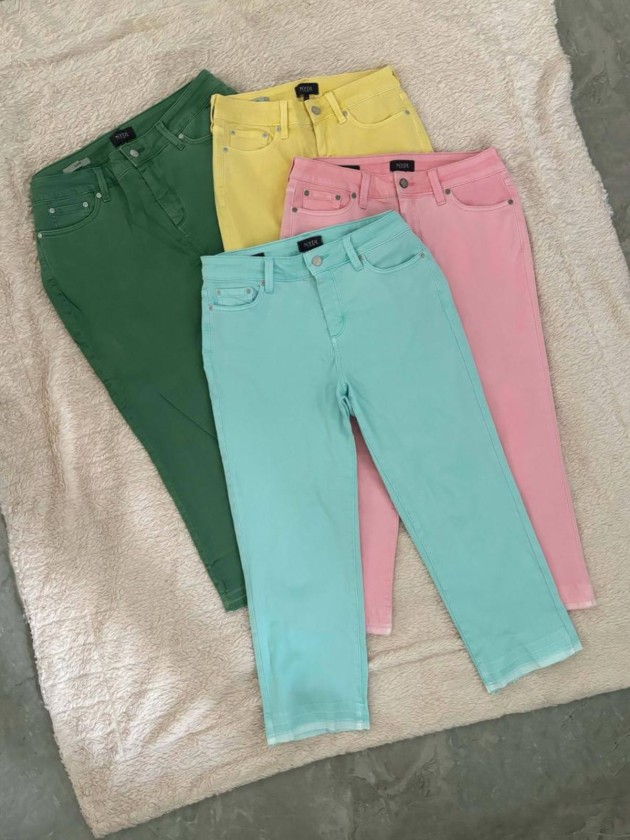 JEANS RECTO DE COLORES